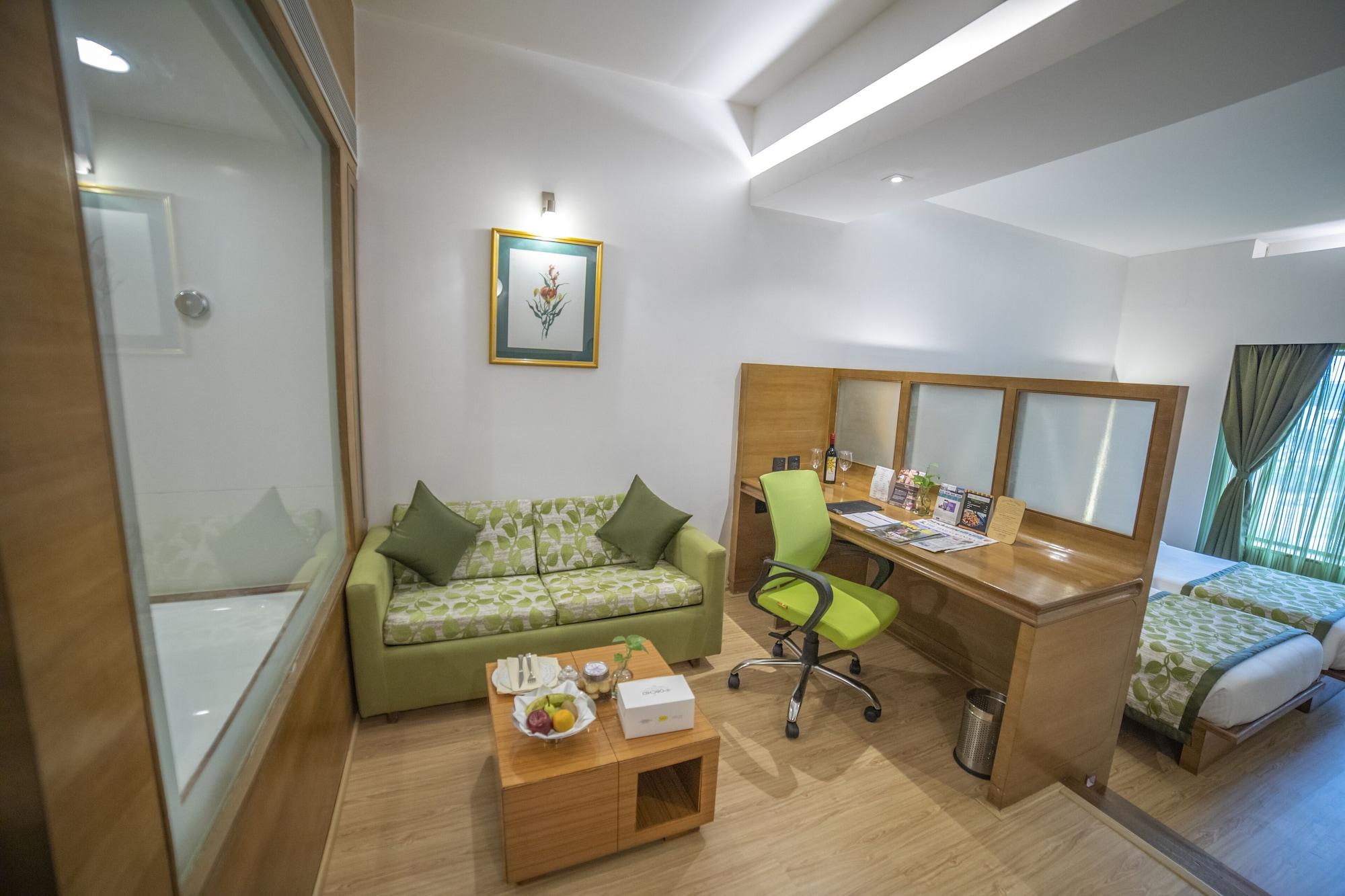 The Orchid Hotel Hinjewadi Pune Extérieur photo A room at the hotel
