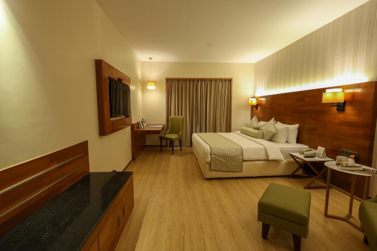 The Orchid Hotel Hinjewadi Pune Extérieur photo Deluxe Room