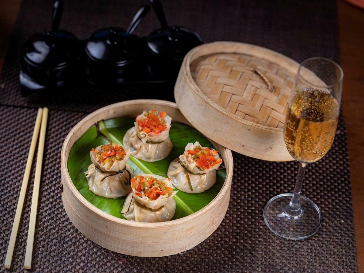 The Orchid Hotel Hinjewadi Pune Extérieur photo Dim sum
